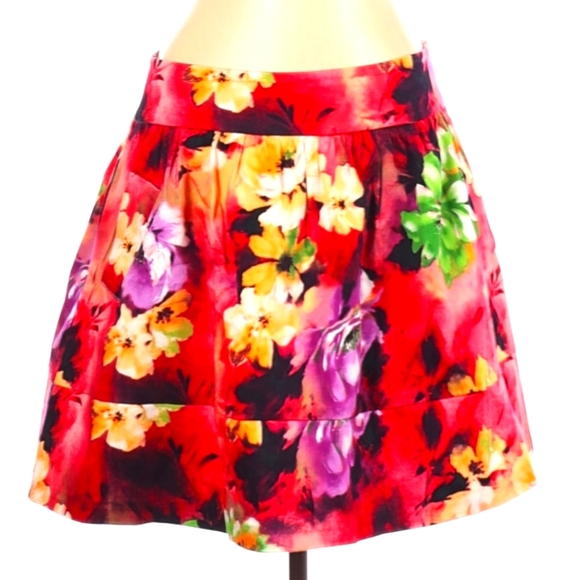 🖤 Last 1❣️ red floral cotton a line casual skirt preowned - Picture 1 of 5